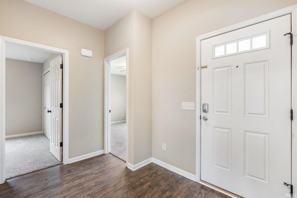 Photo of 1333 Frascati Drive, Fort Wayne, IN 46825 (MLS # 202634376)