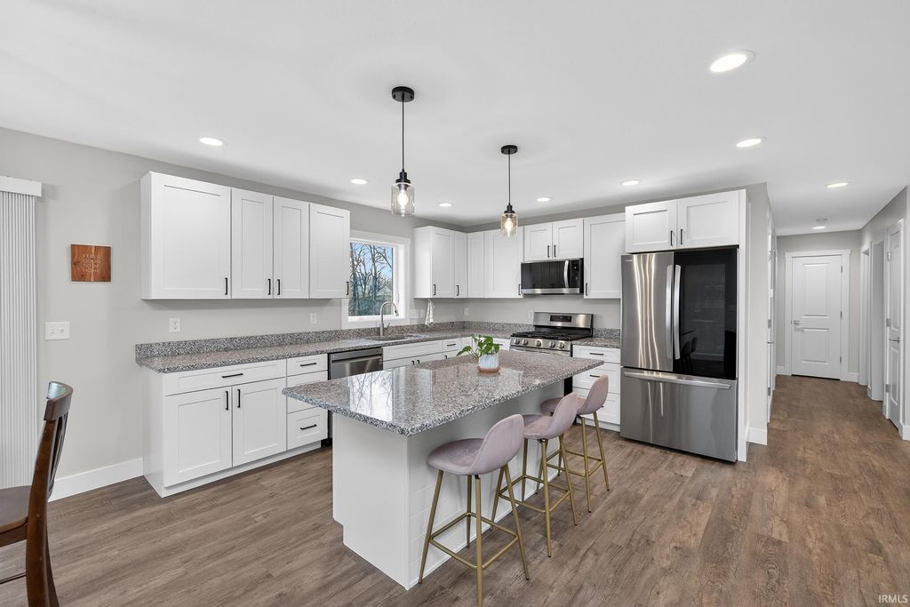 Photo of 10950 Fairview Avenue, Osceola, IN 46561 (MLS # 202609424)