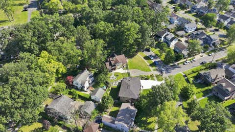 Tiny photo for 4230 Indiana Avenue, Fort Wayne, IN 46807 (MLS # 202630492)