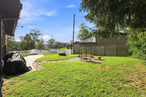Tiny photo for 4230 Indiana Avenue, Fort Wayne, IN 46807 (MLS # 202630492)
