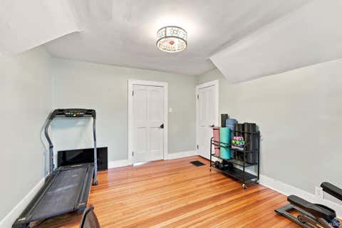 Tiny photo for 4230 Indiana Avenue, Fort Wayne, IN 46807 (MLS # 202630492)