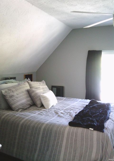 Tiny photo for 1017 E Columbia Street, Delphi, IN 46923 (MLS # 202541328)