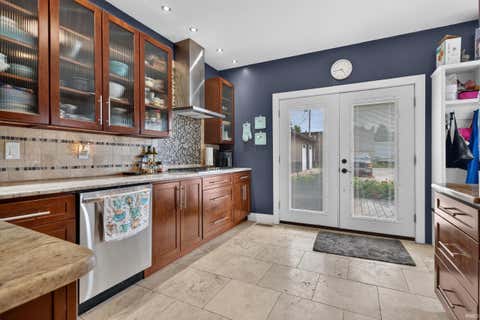 Tiny photo for 711 W Market Street, Logansport, IN 46947 (MLS # 202626914)