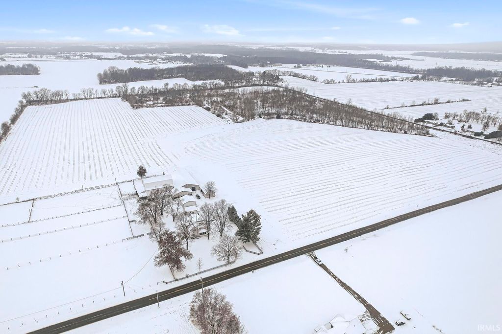 Photo of 00000 County Road 19, Goshen, IN 46526 (MLS # 202547993)