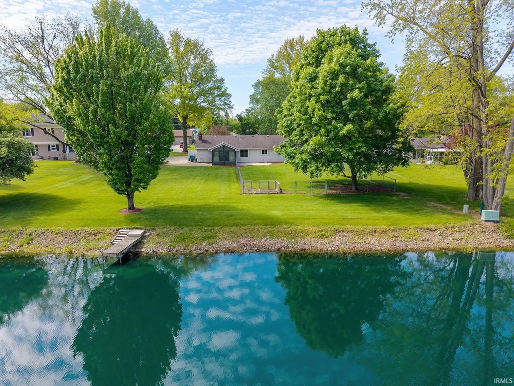 Photo of 11619 Markham Court, Leo, IN 46765 (MLS # 202617763)