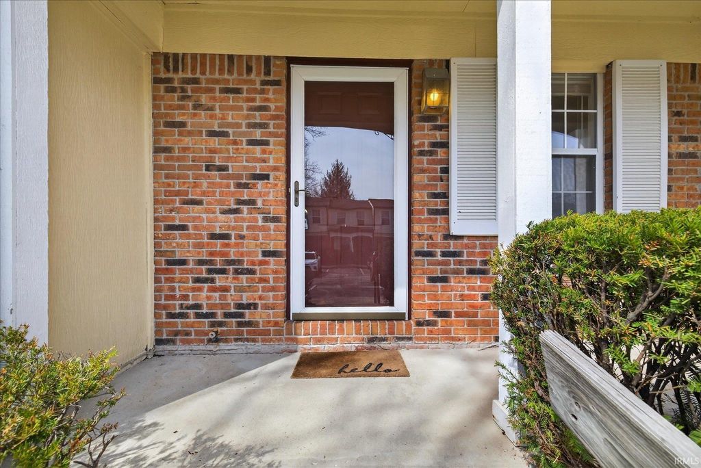 Photo of 2303 S Burberry Lane, Bloomington, IN 47401 (MLS # 202610398)