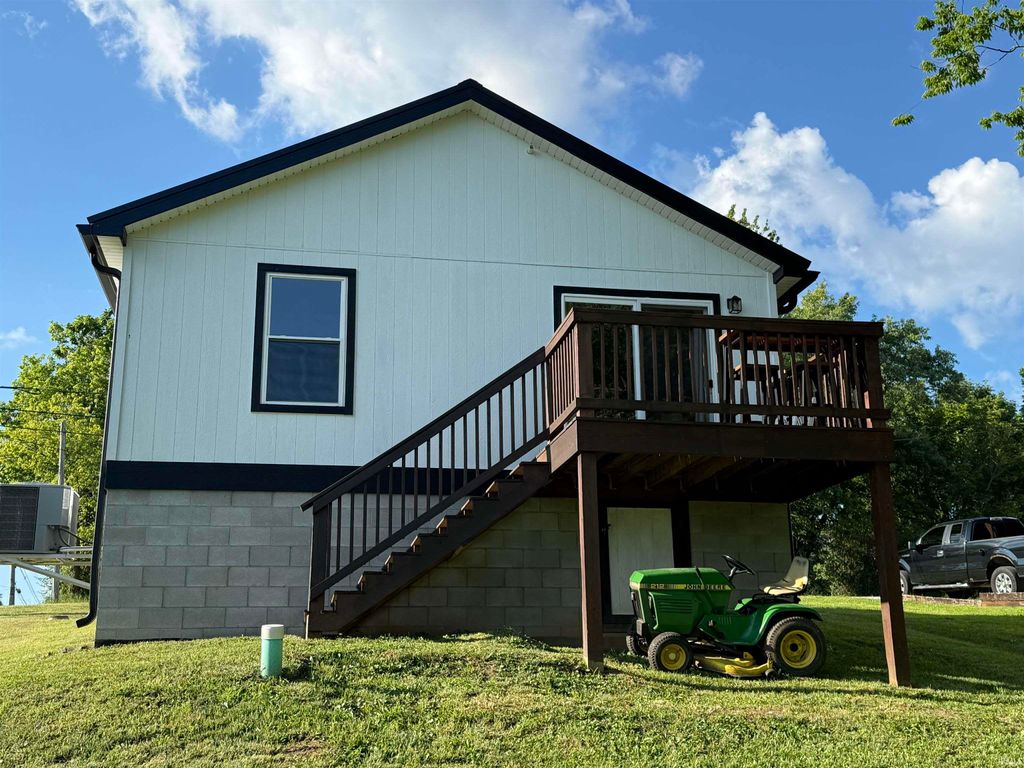 Photo of 323 Horton Ave AVE, Paoli, IN 47454 (MLS # 202628816)