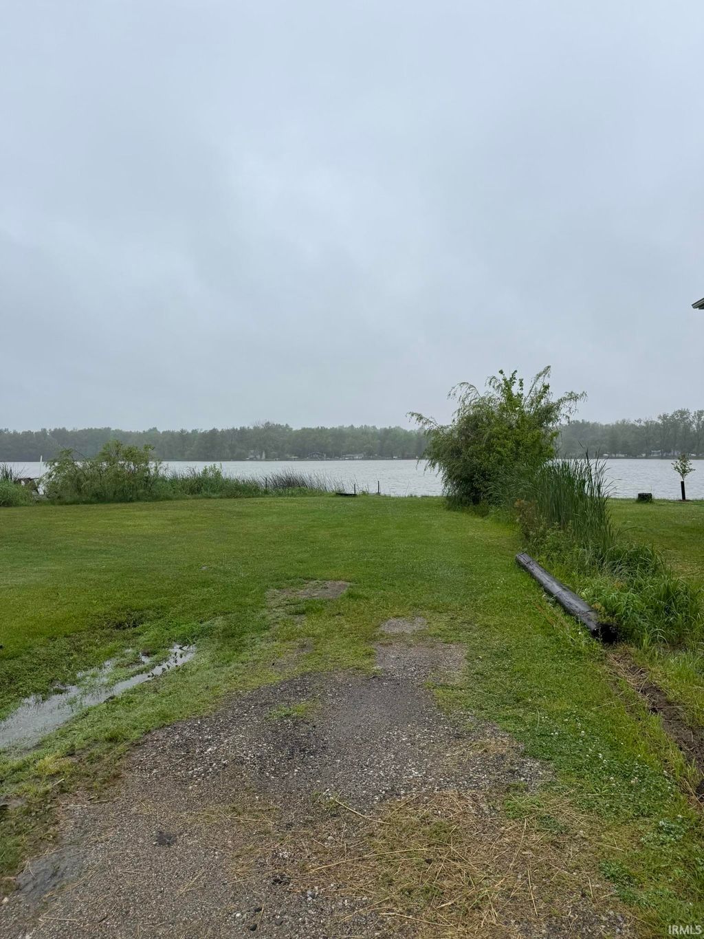 Photo of 723 S May Drive, Cromwell, IN 46723 (MLS # 202619945)