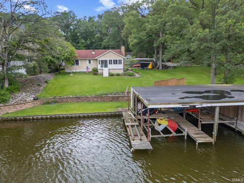 Photo of 12702 N 1225 W, Monticello, IN 47960 (MLS # 202521498)