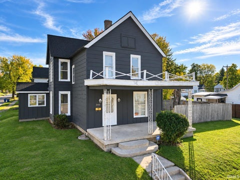 Photo of 203 W 20th Street, Marion, IN 46953 (MLS # 202644937)