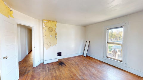 Tiny photo for 203 W 20th Street, Marion, IN 46953 (MLS # 202644937)