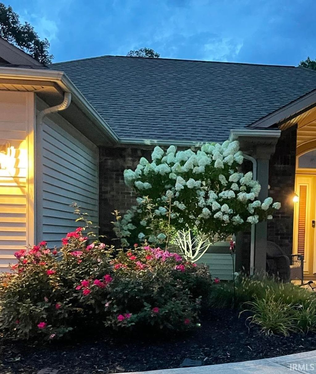 Photo of 230 Broadmore Circle, Angola, IN 46703 (MLS # 202607706)