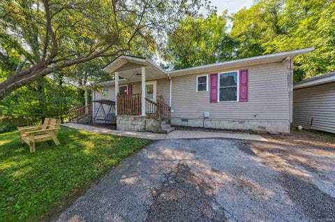 Tiny photo for 428 S 10th Street, Rockport, IN 47635 (MLS # 202632136)