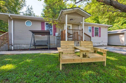 Tiny photo for 428 S 10th Street, Rockport, IN 47635 (MLS # 202632136)