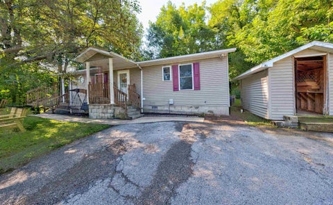 Tiny photo for 428 S 10th Street, Rockport, IN 47635 (MLS # 202632136)