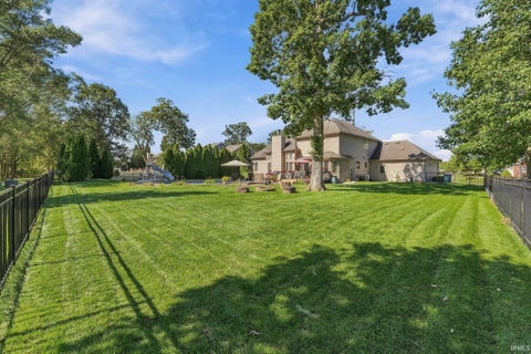 Tiny photo for 1634 Vanderbilt Drive, Fort Wayne, IN 46845 (MLS # 202641923)