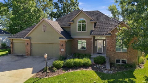 Tiny photo for 1634 Vanderbilt Drive, Fort Wayne, IN 46845 (MLS # 202641923)