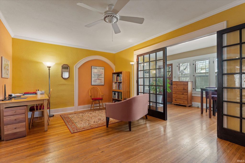 Photo of 212 Marquette Avenue, South Bend, IN 46617 (MLS # 202611224)