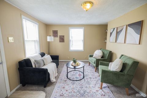 Tiny photo for 308 E Berkley Avenue, Muncie, IN 47303 (MLS # 202616161)