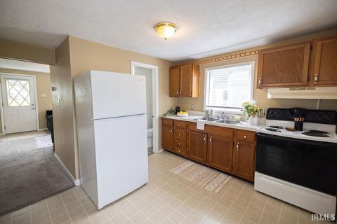 Tiny photo for 308 E Berkley Avenue, Muncie, IN 47303 (MLS # 202616161)