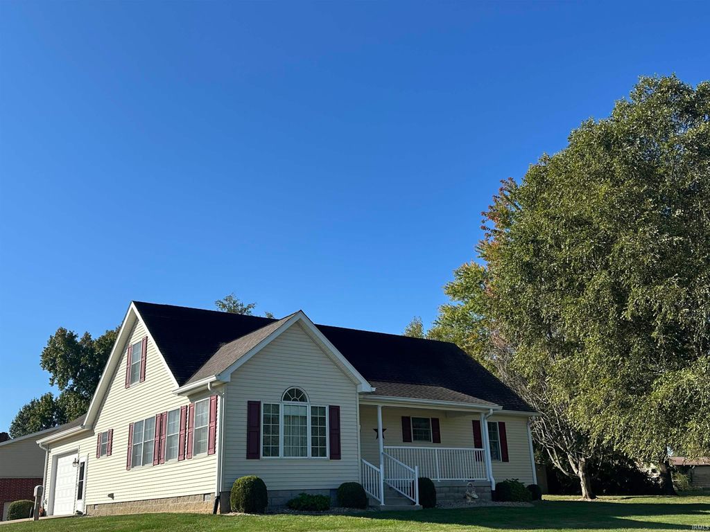 Photo of 1302 W Deckard Drive, Mitchell, IN 47446 (MLS # 202542063)