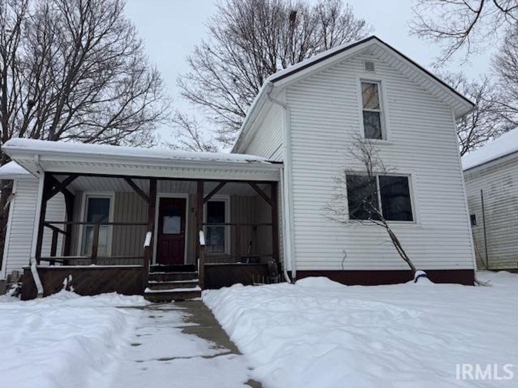 Photo of 215 S Albany Street St, Wolcottville, IN 46795 (MLS # 202548295)