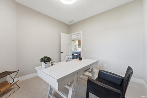 Tiny photo for 10071 Gala Cove, Fort Wayne, IN 46835 (MLS # 202641942)