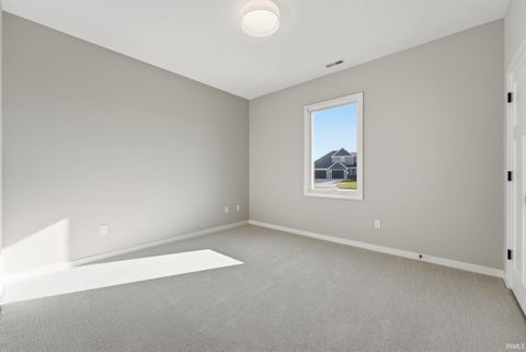 Tiny photo for 10071 Gala Cove, Fort Wayne, IN 46835 (MLS # 202641942)