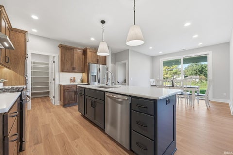 Tiny photo for 10071 Gala Cove, Fort Wayne, IN 46835 (MLS # 202641942)