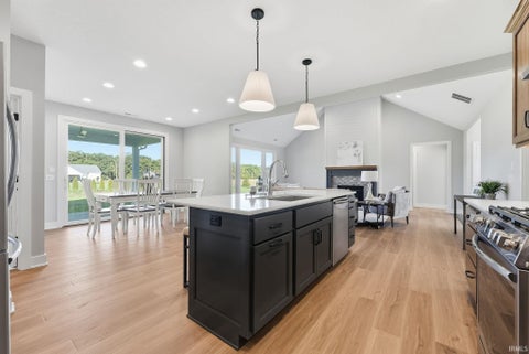 Tiny photo for 10071 Gala Cove, Fort Wayne, IN 46835 (MLS # 202641942)