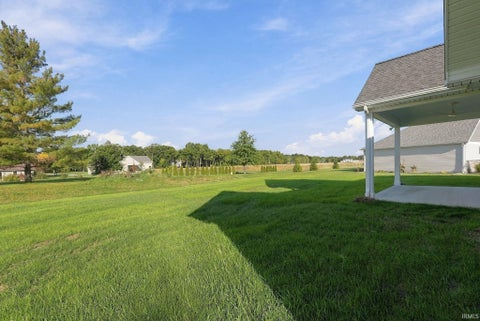 Tiny photo for 10071 Gala Cove, Fort Wayne, IN 46835 (MLS # 202641942)