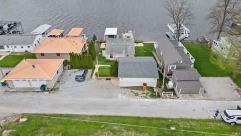 Tiny photo for 5347 E Blue Bell Court, Monticello, IN 47960 (MLS # 202614742)