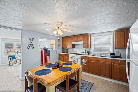 Tiny photo for 5347 E Blue Bell Court, Monticello, IN 47960 (MLS # 202614742)