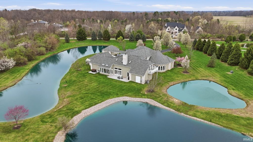 Photo of 11801 Sylvan Meadows Drive, Fort Wayne, IN 46814 (MLS # 202613843)