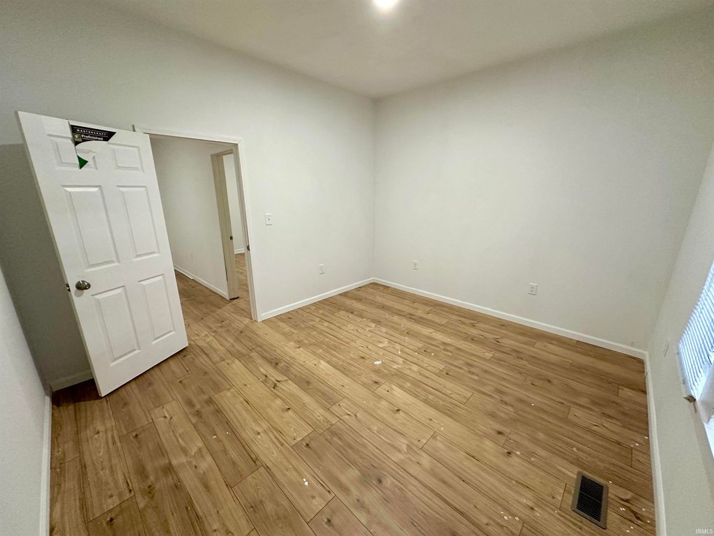 Photo of 806 S Home Avenue, Kokomo, IN 46901 (MLS # 202548712)