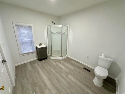 Tiny photo for 806 S Home Avenue, Kokomo, IN 46901 (MLS # 202548712)