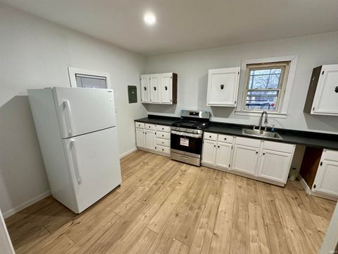 Tiny photo for 806 S Home Avenue, Kokomo, IN 46901 (MLS # 202548712)