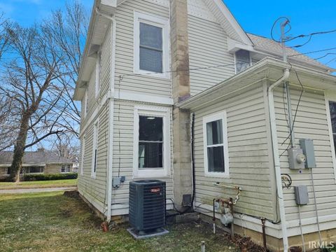 Tiny photo for 113 N Washington Street, Converse, IN 46919 (MLS # 202614621)