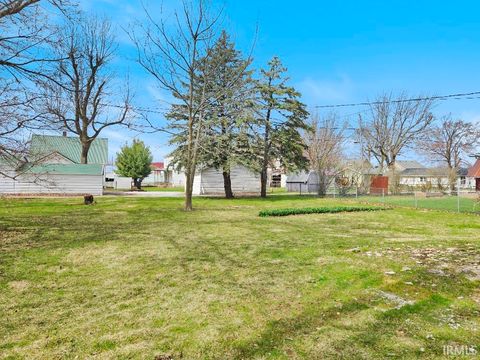 Tiny photo for 113 N Washington Street, Converse, IN 46919 (MLS # 202614621)