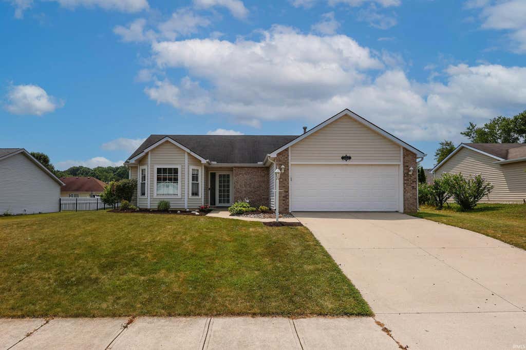 Photo of 2021 Granny Smith Place, Kendallville, IN 46755 (MLS # 202630720)