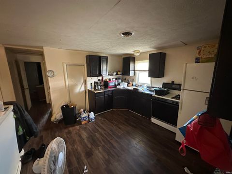 Tiny photo for 1709 N Webster Street, Kokomo, IN 46901 (MLS # 202541695)