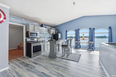 Tiny photo for 6530 E Mcguire Road, Churubusco, IN 46723 (MLS # 202637807)