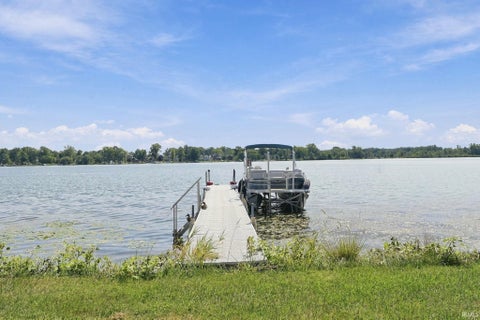 Tiny photo for 6530 E Mcguire Road, Churubusco, IN 46723 (MLS # 202637807)