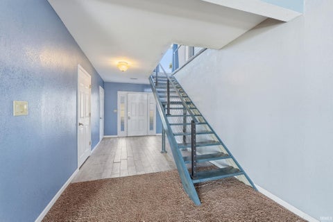 Tiny photo for 6530 E Mcguire Road, Churubusco, IN 46723 (MLS # 202637807)