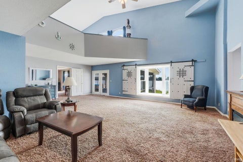 Tiny photo for 6530 E Mcguire Road, Churubusco, IN 46723 (MLS # 202637807)