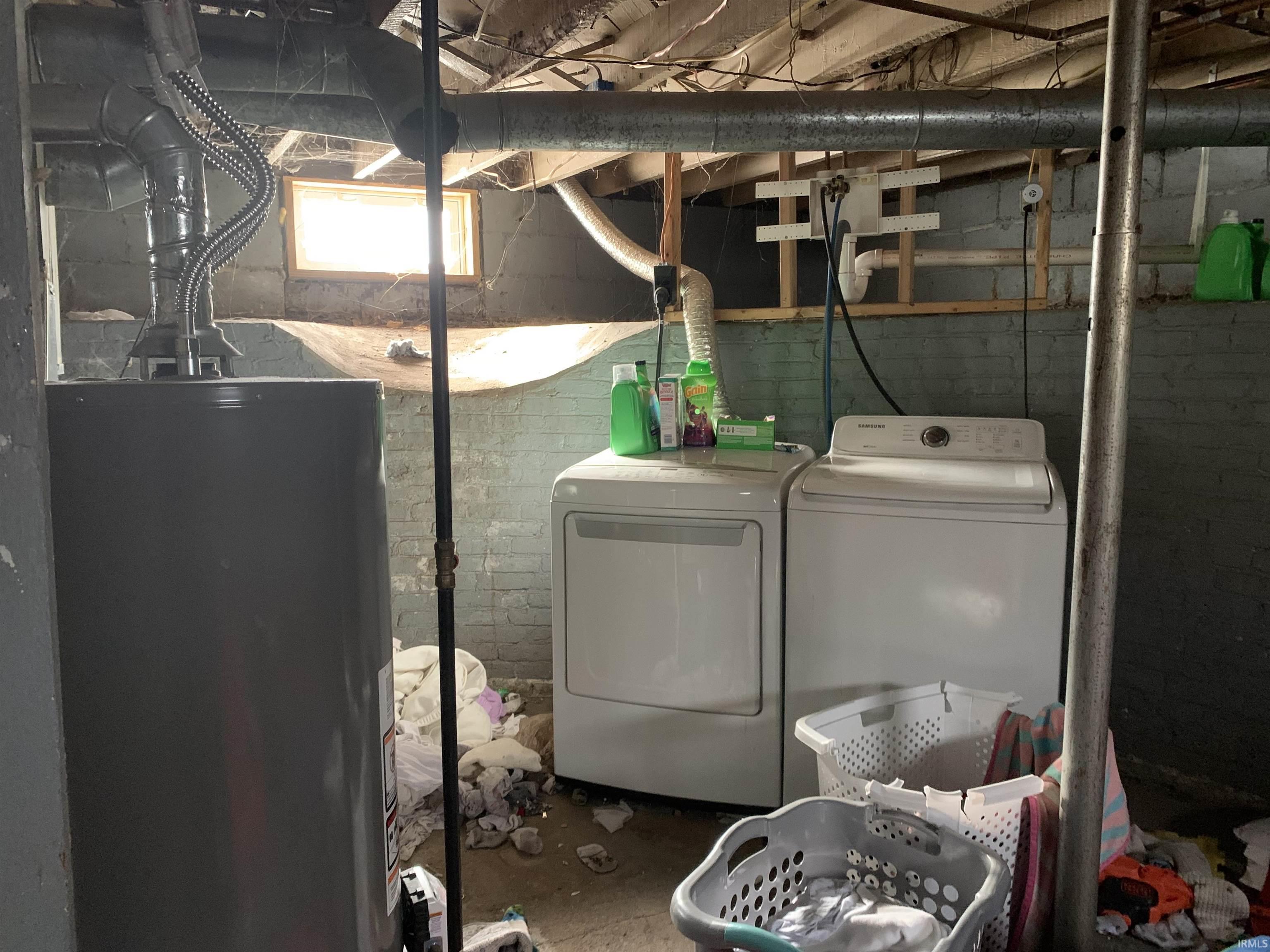 South Bend, Indiana 46616, United States, 3 Bedrooms Bedrooms, ,1 BathroomBathrooms,Residential,Pending,3519