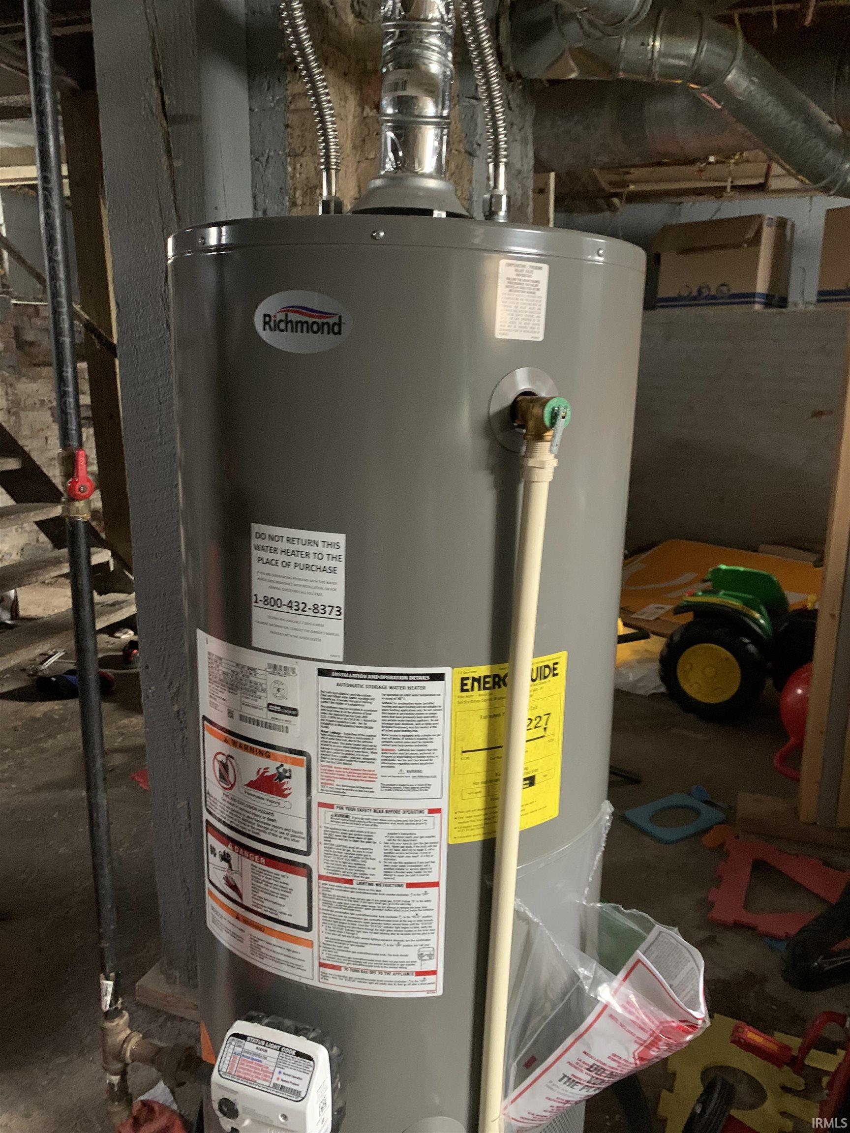 South Bend, Indiana 46616, United States, 3 Bedrooms Bedrooms, ,1 BathroomBathrooms,Residential,Pending,3519