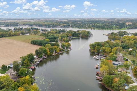 Tiny photo for 5255 E Bay Front Court, Monticello, IN 47960 (MLS # 202611348)