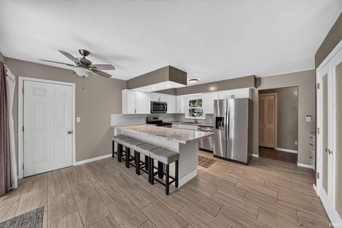 Tiny photo for 55880 River Shore Lane, Elkhart, IN 46516 (MLS # 202630132)