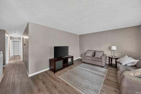 Tiny photo for 55880 River Shore Lane, Elkhart, IN 46516 (MLS # 202630132)